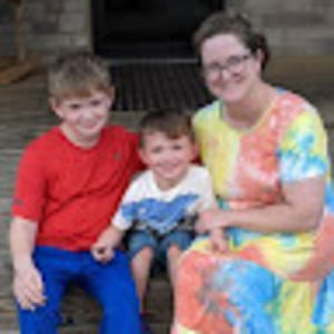 Meet your Posher, Myra